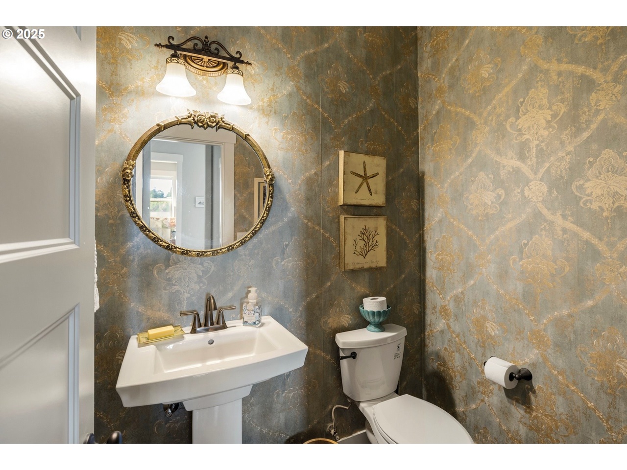 Modern half bathroom